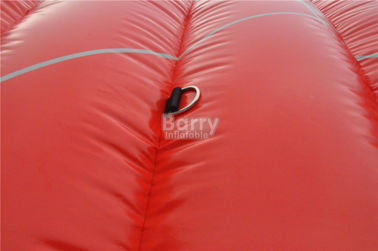ماء PVC الأحمر بارد تصميم العنكبوت العملاق نفخ نفق كرة القدم ، نفخ نفق خيمة