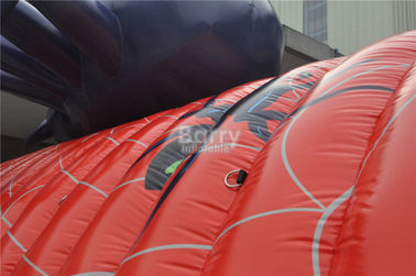 ماء PVC الأحمر بارد تصميم العنكبوت العملاق نفخ نفق كرة القدم ، نفخ نفق خيمة