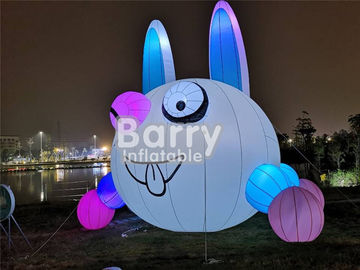 في الهواء الطلق عيد الميلاد جميل نفخ أرنب إضاءة البالون للإعلان