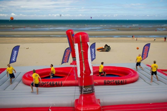 0.9mm PVC نفخ الكرة الطائرة المحكمة الرمال الشاطئ تفجير لعبة Bossaball
