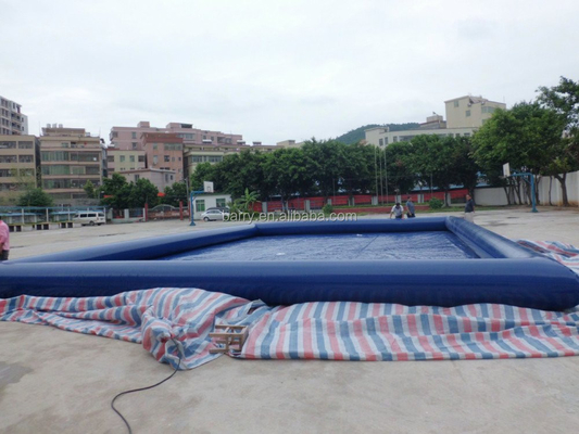 حوض سباحة تجاري قابل للنفخ على شكل قارب عائم 10 م * 10 م