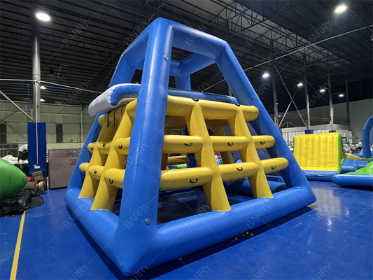 حديقة مياه تصميم جديد برج التسلق المنفخة المنزلق المائي العائم للحديقة المائية الألعاب المائية المنفخة للأطفال والبالغين