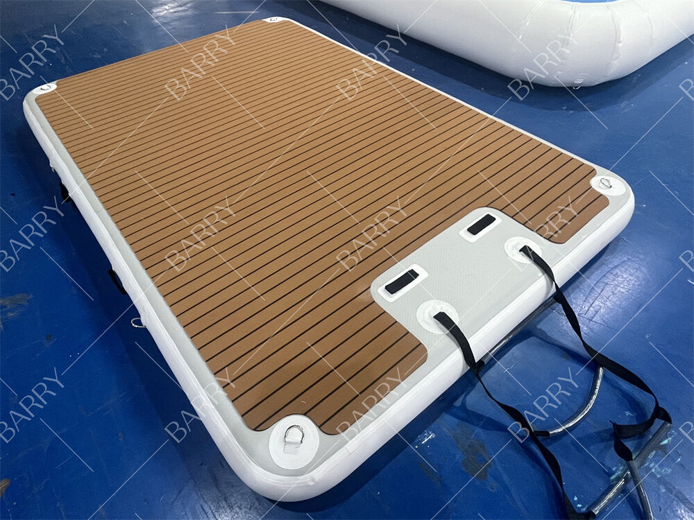 منصة عائمة قابلة للنفخ مقاس 3x2x0.2 متر لرسو الدراجات المائية مع سلم